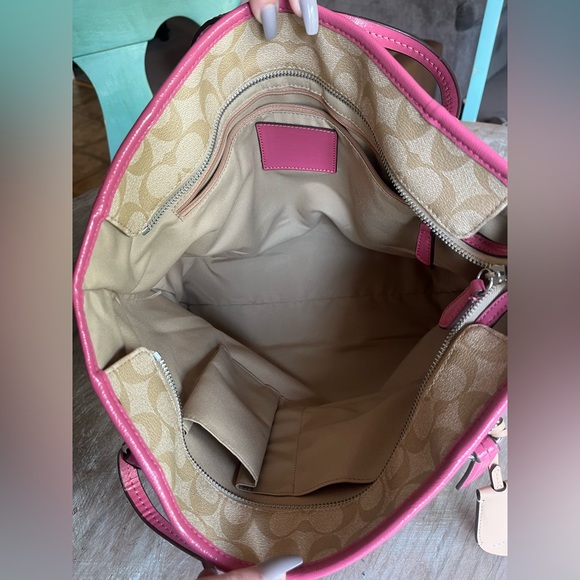 Authentic Coach Tote Tan and Pink Lightly used, in excellent condition. - Picture 6 of 7